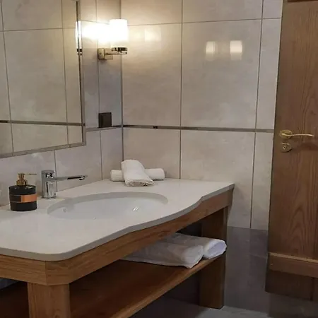 Kuetioru Saunamajad * Koloreino